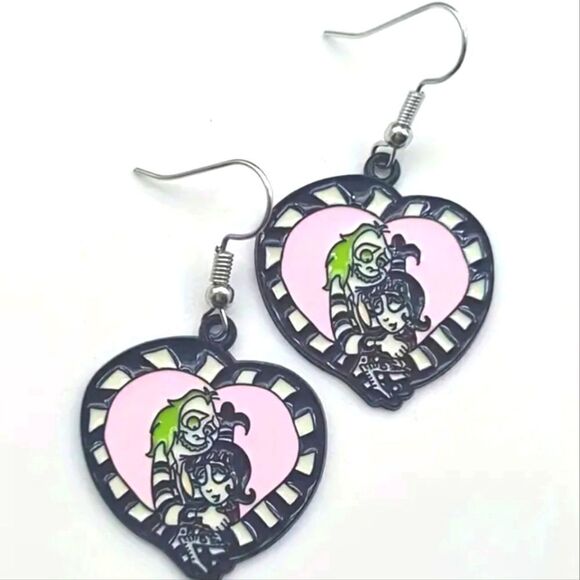 BEETLEJUICE cute fun movie whimsical novelty halloween earrings - Picture 1 of 6